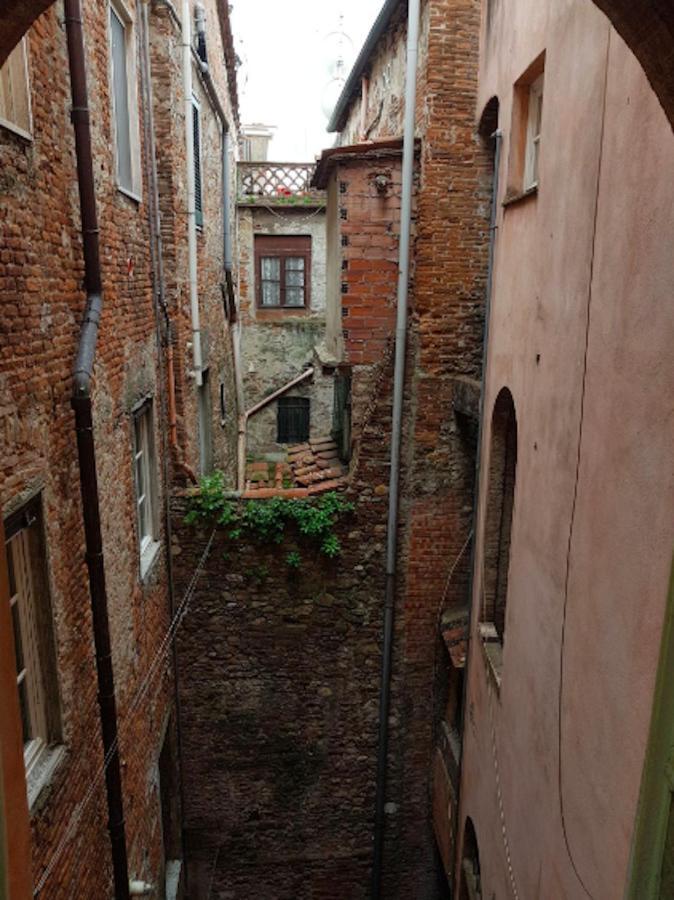 Old Pelleria Apartment Lucca Exterior foto